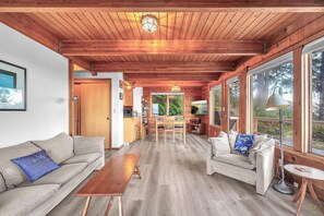 Flat-screen TV, fireplace, DVD player, table football