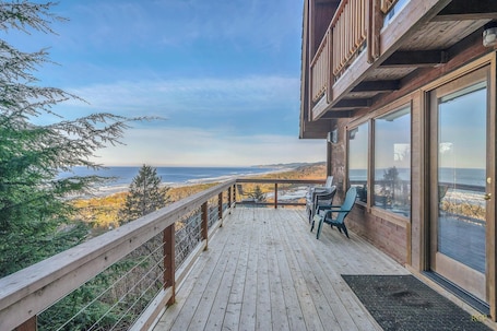 Terrace/patio. Pet-Friendly Home with sweeping hilltop views, deck, short drive to the beach