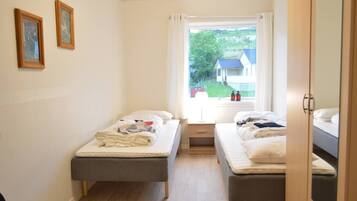 2 chambres, fer et planche Ă repasser, Wi-Fi, draps fournis