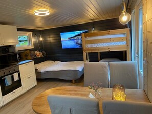Unclassified image, 3 of 10, button - Kveldsro cabin in nice surroundings (Mosby)