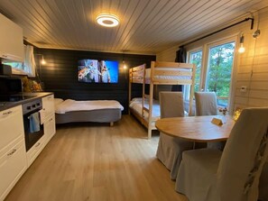 Unclassified image, 4 of 10, button - Kveldsro cabin in nice surroundings (Mosby)