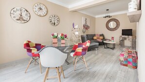 Unclassified image, 2 of 77, button - AO21 Apartments (Mexico City)