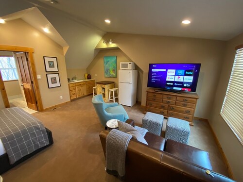 Quiet location in "Swiss community" near Park City