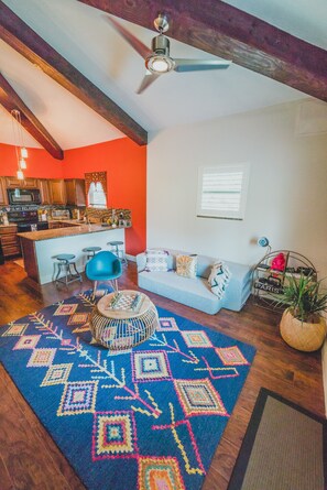 Télévision, table de tennis de table