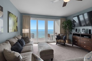 Condo (Laketown Wharf 1623 (2/2)) | Living room - Laketown Wharf by iTrip (Panama City Beach)
