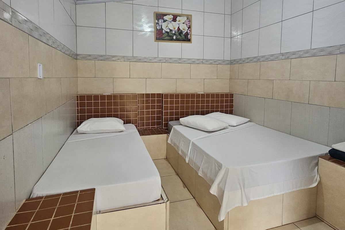 Chambre Ăconomique Double ou avec lits jumeaux