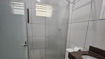 Doppia Economy uso singolo | Bagno | Doccia, asciugamani