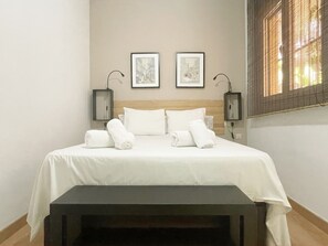 Strykejern/-brett, wi-fi (inkludert) og sengetøy