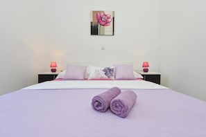 2 bedrooms