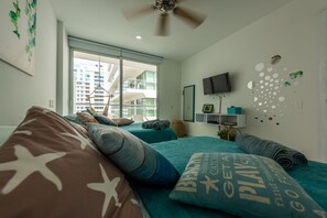 Family Apartment, 1 Bedroom, Ocean View, Beachside