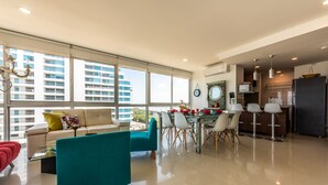 Panoramic Double Room | Private kitchen | Coffee/tea maker, full-size fridge, microwave, oven - Vitri Cartagena Beachfront (Cartagena)