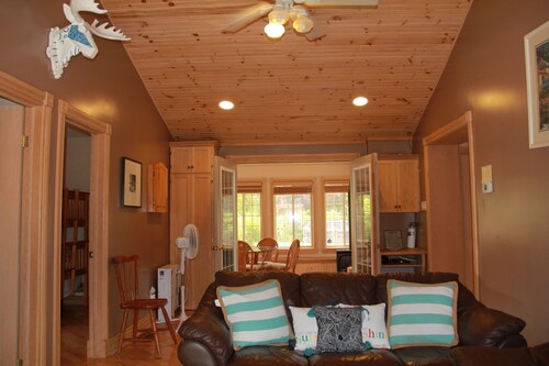 Ipperwash Bliss: Sleep 7 Hear the wave 🌊☀️