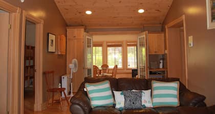 Ipperwash Bliss: Sleep 7 Hear the wave 🌊☀️