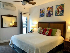 2 makuuhuonetta, tallelokero huoneessa, silitysrauta/-lauta