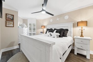 1 slaapkamer, een strijkplank/strijkijzer, gratis wifi, beddengoed