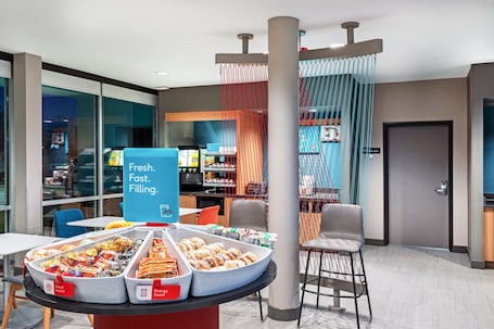 Free daily on-the-go breakfast. avid hotel Bentonville – Rogers by IHG