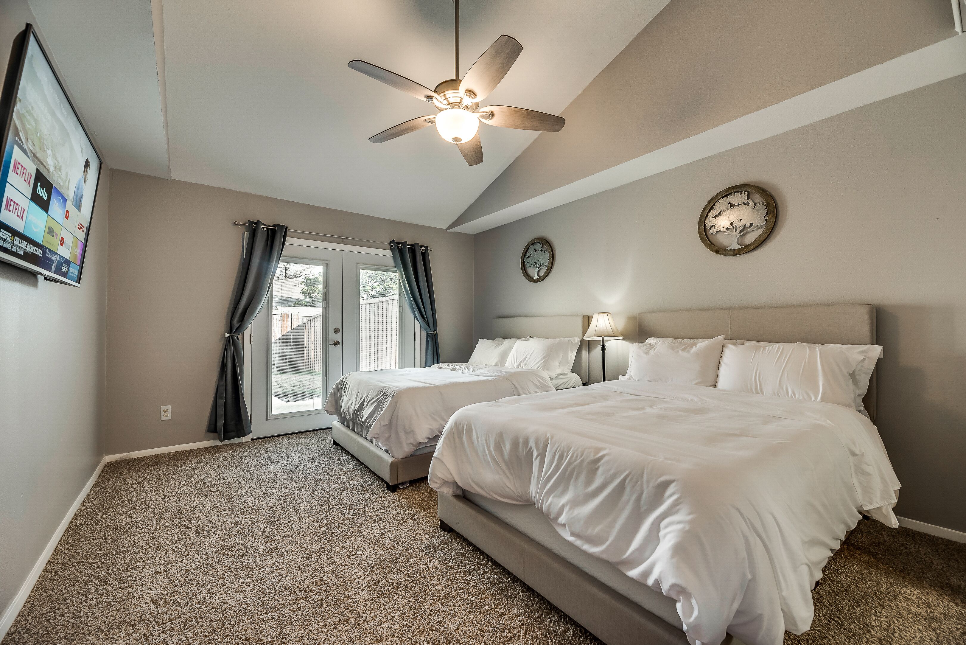 3 bedrooms, iron/ironing board, travel crib, WiFi