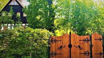 Enceinte de lâhĂ©bergement