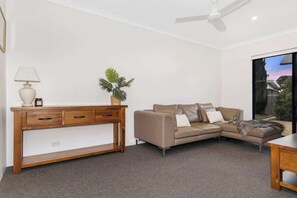 TV, offices