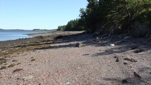 Nær stranden