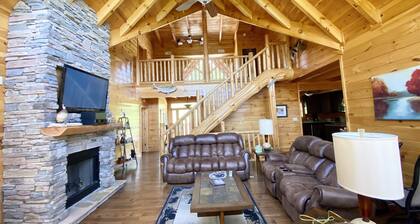 MOUNTAIN TOP CABIN WITH PARTNERING MARINA ON NORRIS LAKE