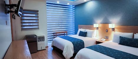 Quadruple Room | Bathroom | Hair dryer, towels, soap, shampoo