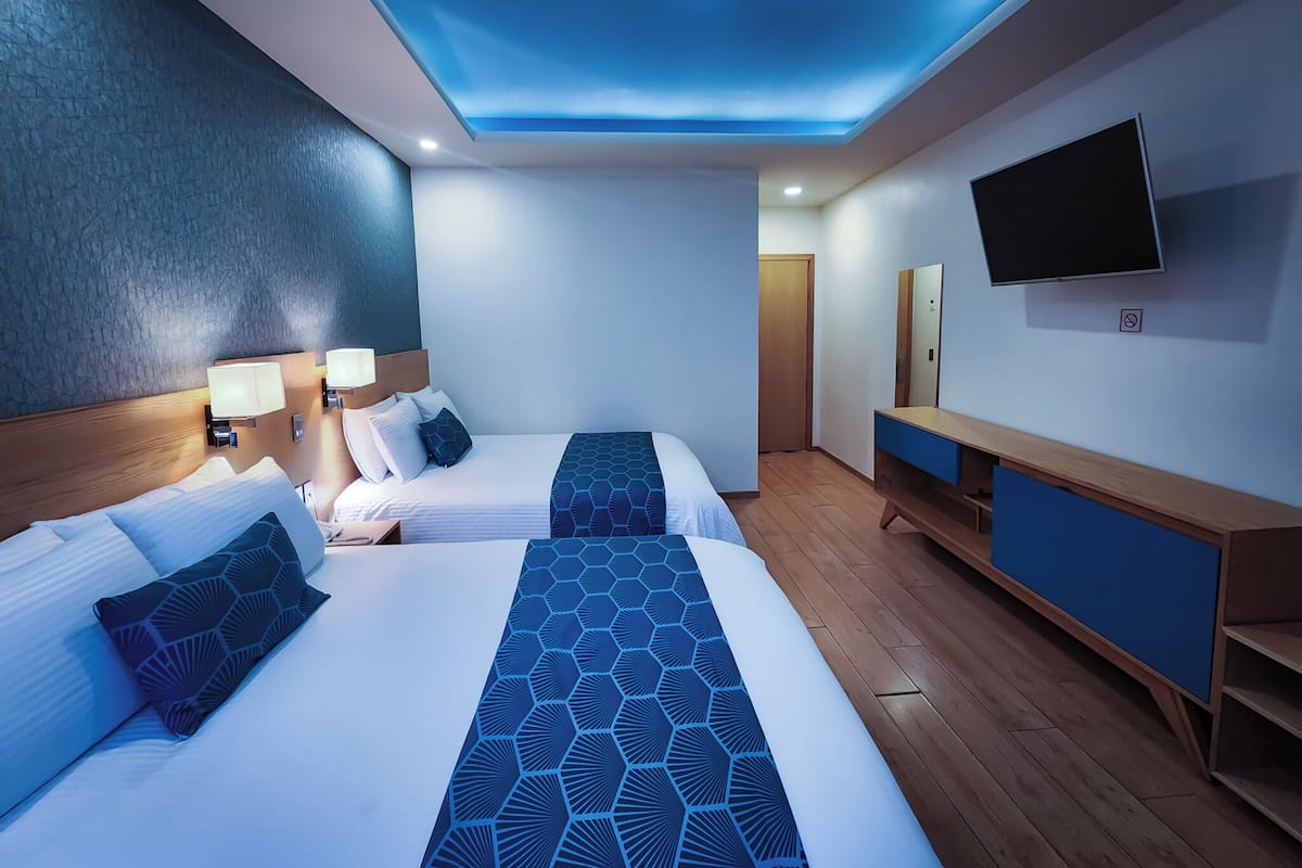 Habitación senior | Ropa de cama de alta calidad y camas Select Comfort
