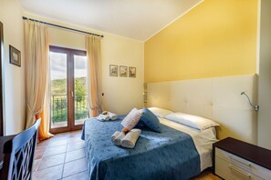 3 slaapkamers, een kluis op de kamer, reisbedje, gratis wifi