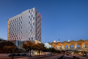 Exterior - Moxy Lisboa Oriente (Lisbon)