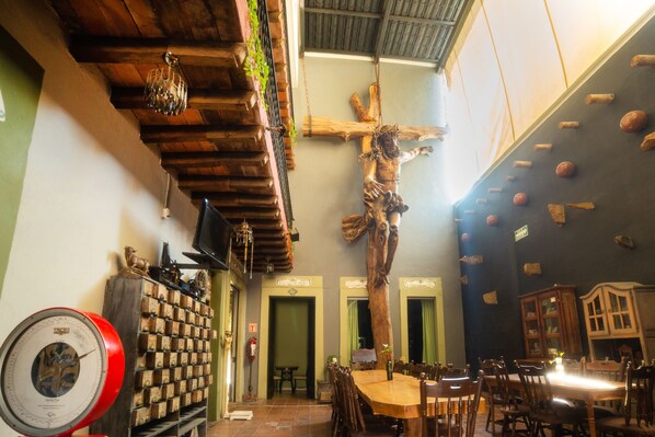 Dagelijks continentaal ontbijt inbegrepen