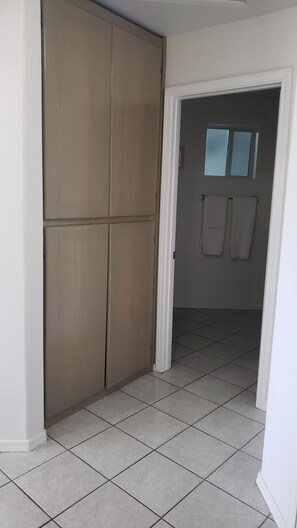 Interior - Little Casita, Big Comfort! Minutes from the border. (San Luis)