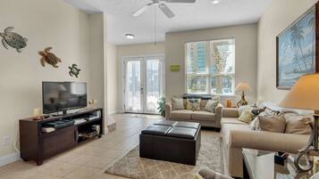 House (Happy Ours (4/3)) | Living room