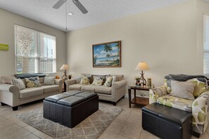 Living room - Happy Ours (Panama City Beach)