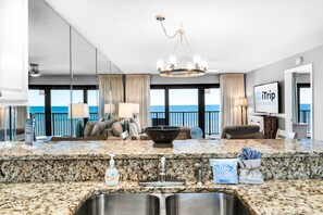Exterior - Commodore by iTrip Panama City Beach (Panama City Beach)
