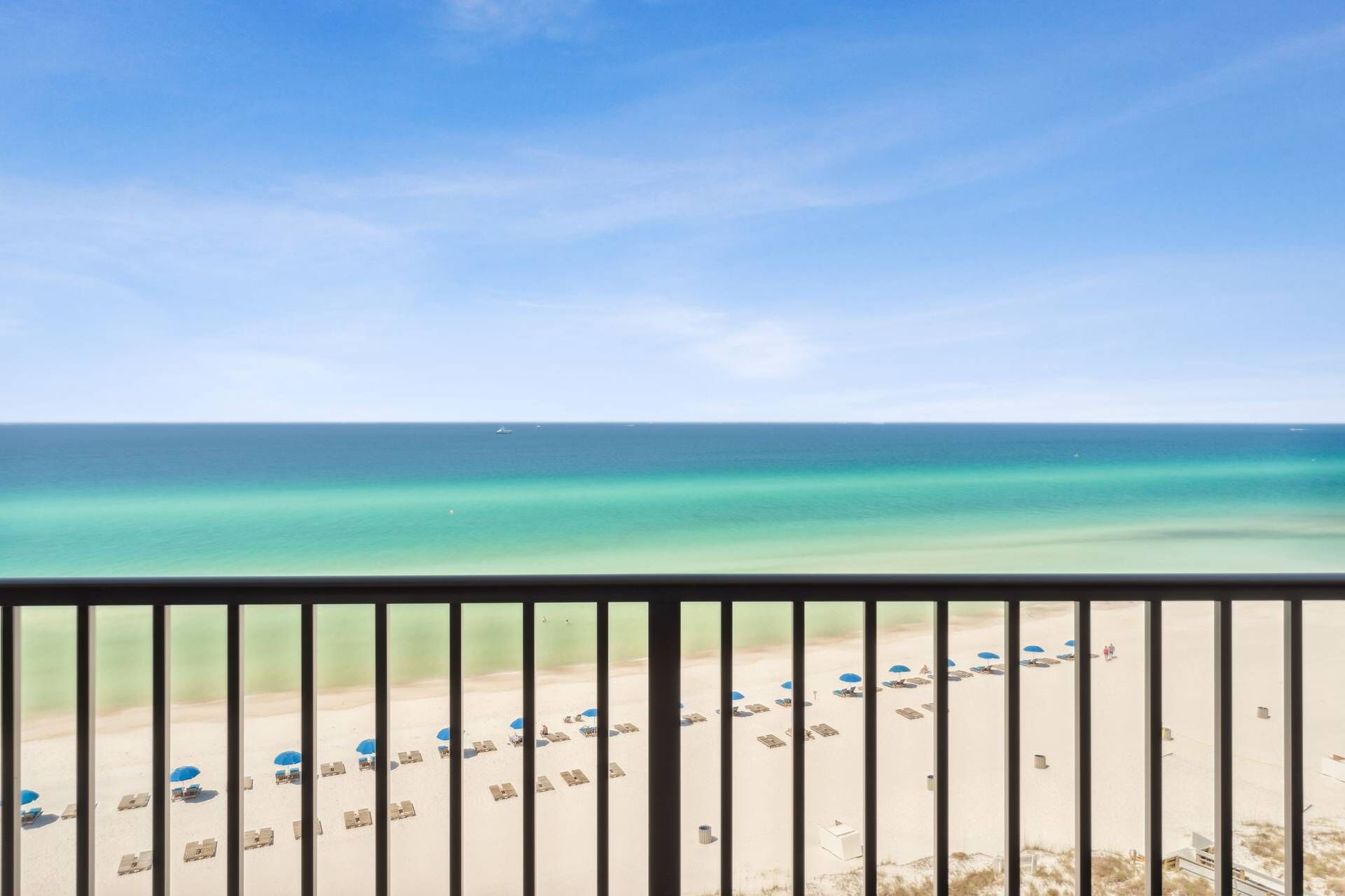 Condo, 1 Bedroom (902) | Exterior