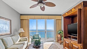 Condo (Calypso Resort Towers Tower II 1908 () | Extérieur