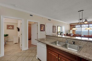 Condo | Private kitchen