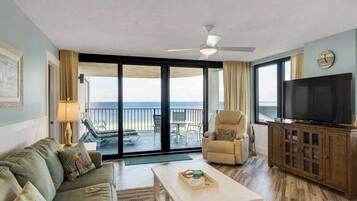 Condo (Watercrest 509 (2/2)) | Living room | TV