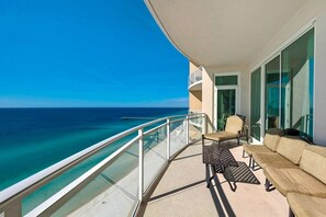 Condo (Aqua 2203 (3/3)) | Balcony