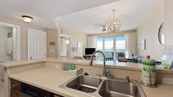 Condo (Seychelles 805 (2/2)*) | Dapur peribadi