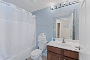 Condo (Seychelles 805 (2/2)*) | Bathroom