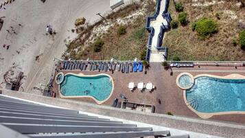 Condo (Seychelles 1007 (1/2)) | Pool