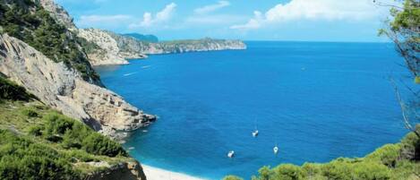 Ubicación cercana a la playa