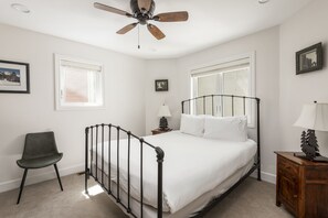 4 habitaciones, tabla de planchar con plancha y wifi gratis