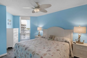 Condo | 1 bedroom, free WiFi - Pelican Walk 904 (Panama City Beach)