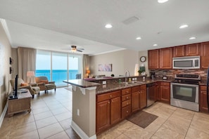 Condo (Palazzo 1105 (1/2)) | Private kitchen | Fridge, microwave, dishwasher, coffee/tea maker - Palazzo by iTrip Panama City Beach (Panama City Beach)