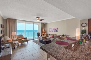 Condo (Palazzo 1105 (1/2)) | Living room