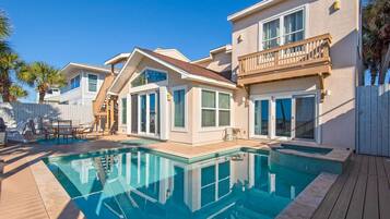 House (Parrotdise on the Gulf (5/4)) | Pool