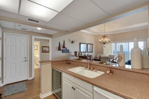 Apartment (Long Beach Resort Tower II 1403 (2/2)) | Eigene Küche