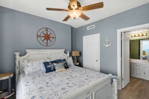 Condo (Ocean Reef 1701(4/3)) | 4 quartos, Wi-Fi de cortesia